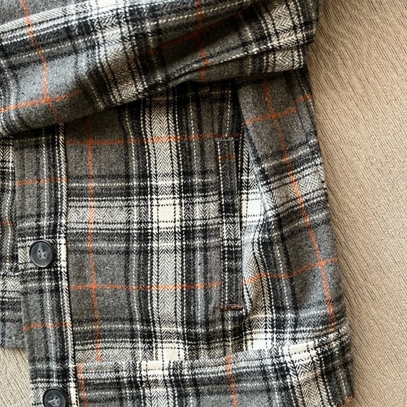 Plaid Button-Up Jacket - Picture 4 of 5